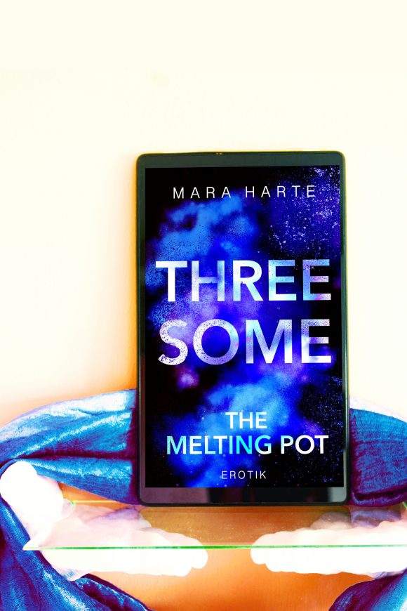 Mara Harte Threesome Buchcover