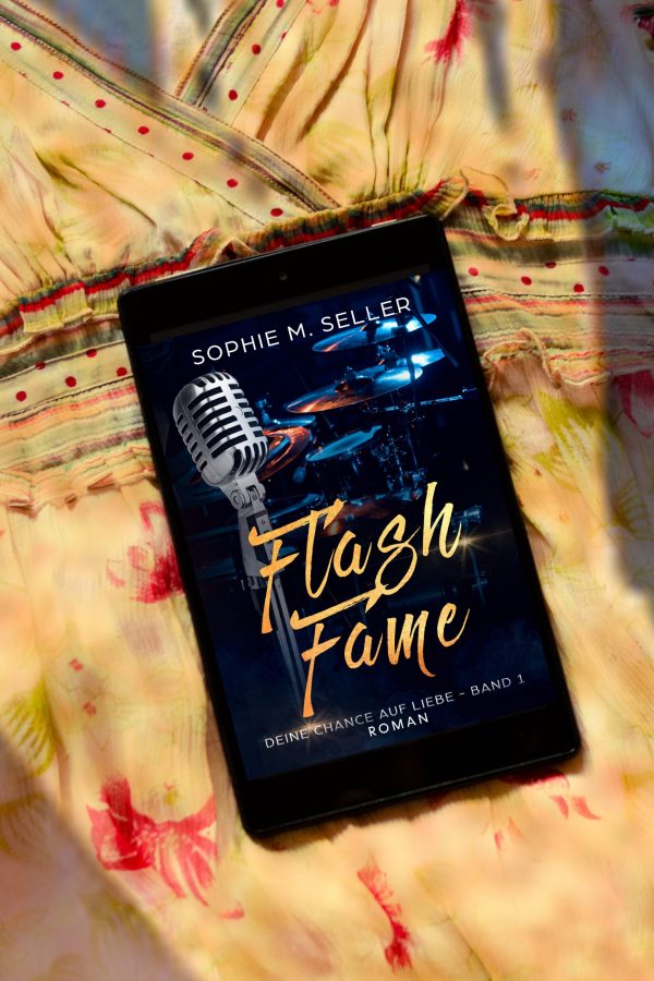 Sophie M Seller Flash Fame